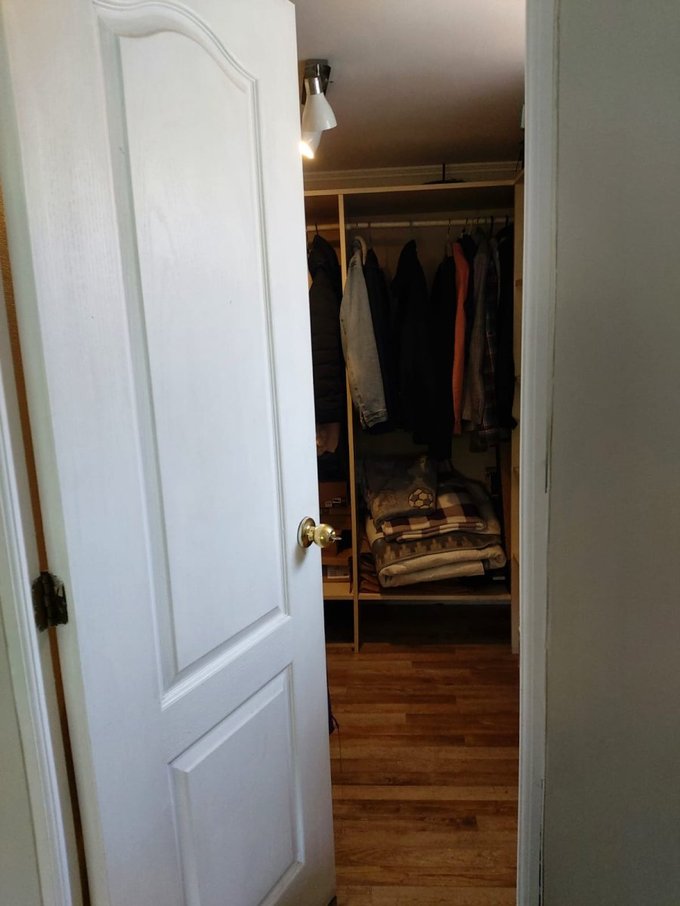 Walking Closet Suite