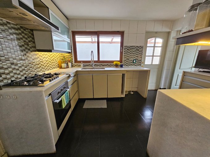 Amplia cocina