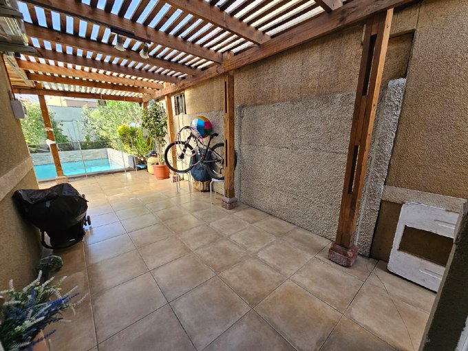 PATIO LATERAL