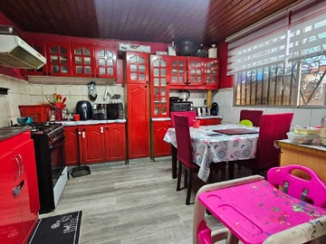 Venta / Casa / Independencia