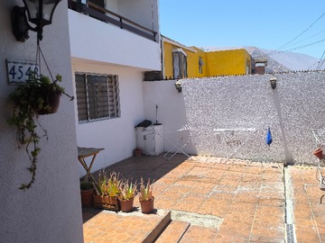 Ante jardín - 2 estacionamientos