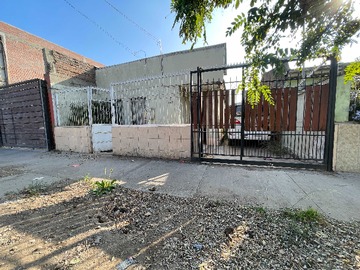 Venta / Casa / La Cisterna