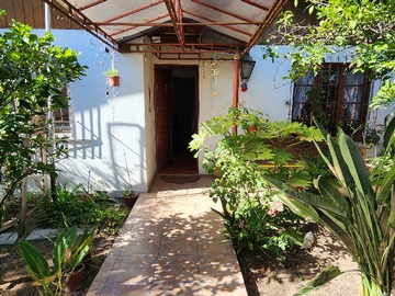 Venta / Casa / La Cisterna