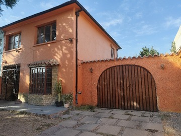 Venta / Casa / La Cisterna