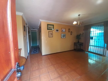 Venta / Casa / La Cisterna