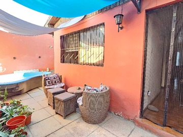 Venta / Casa / La Cisterna