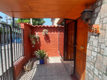 Venta / Casa / La Cisterna