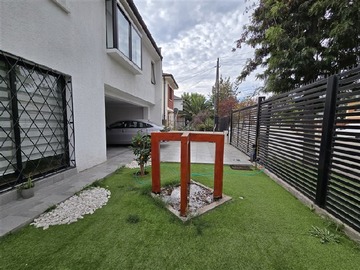 Venta / Casa / La Cisterna