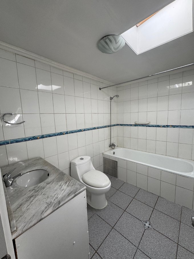 Baño dormitorio principal - 1