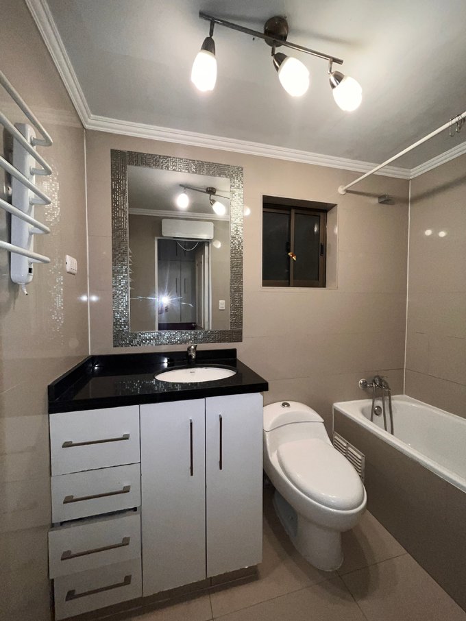 Baño de dormitorio 2