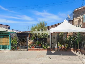 Venta / Casa / La Pintana