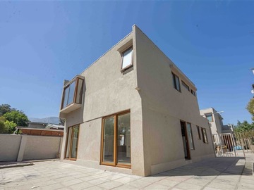 Venta / Casa / La Reina