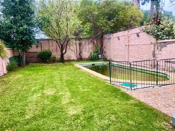 Venta / Casa / La Reina