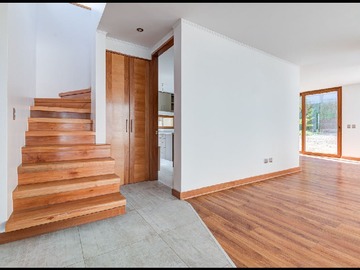 Venta / Casa / La Reina