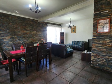 Venta / Casa / La Reina