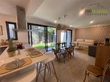 Venta / Casa / La Reina