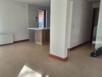Venta / Casa / La Reina
