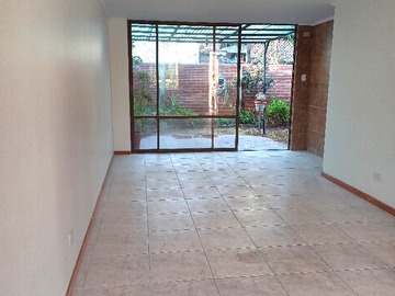 Living salida al patio