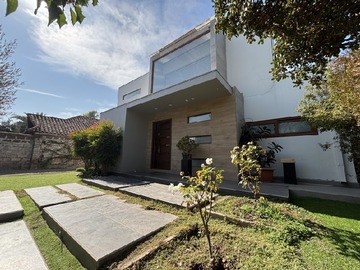 Venta / Casa / La Reina