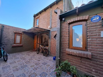 Venta / Casa / La Reina