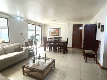Venta / Casa / La Reina