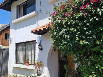 Entrada de la Casa