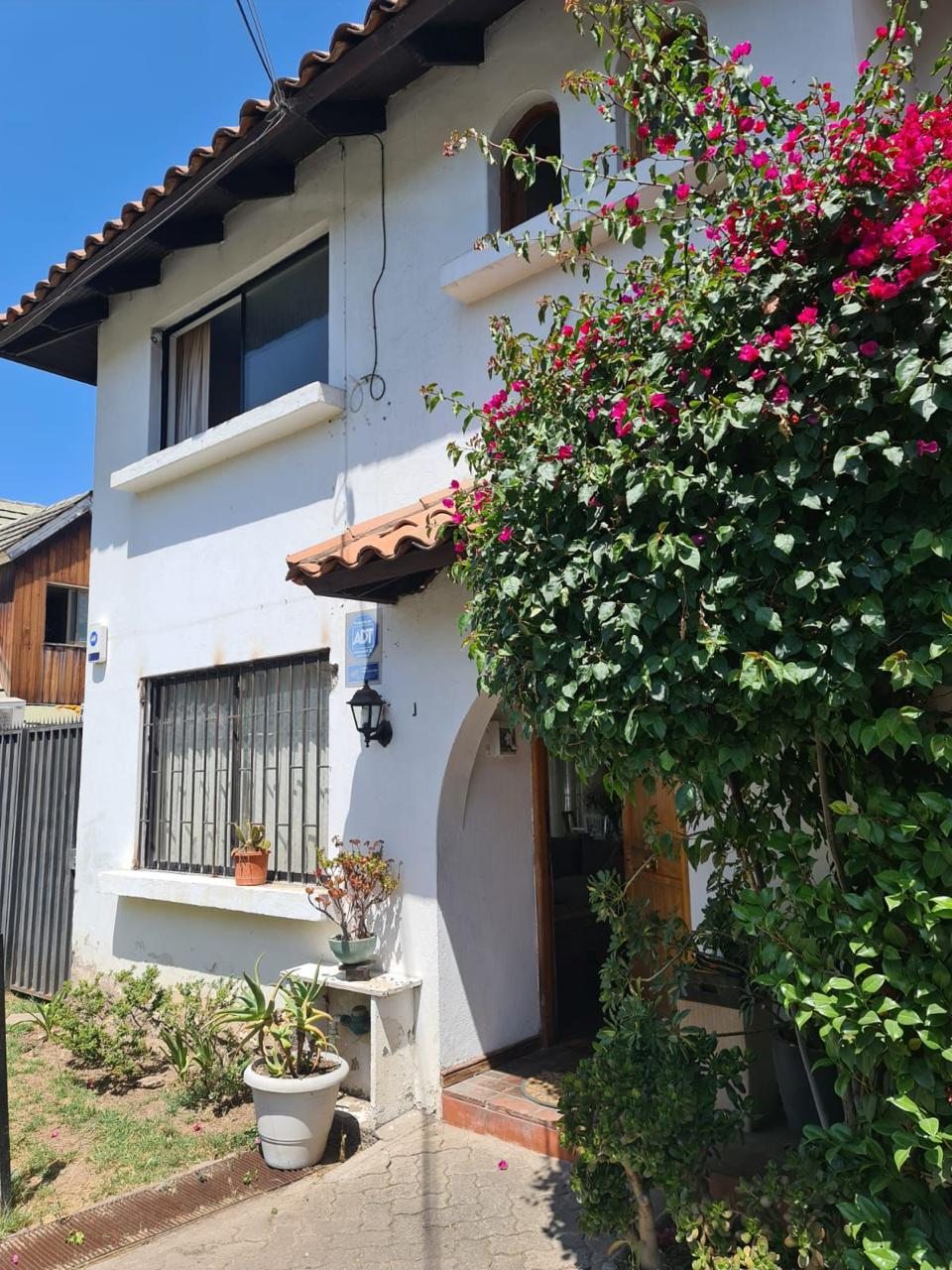 Entrada de la Casa