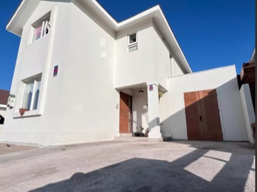 Venta / Casa / La Serena