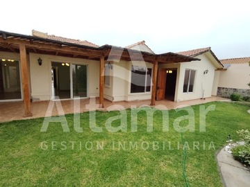 Venta / Casa / La Serena