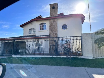 Venta / Casa / La Serena