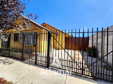 Venta / Casa / La Serena