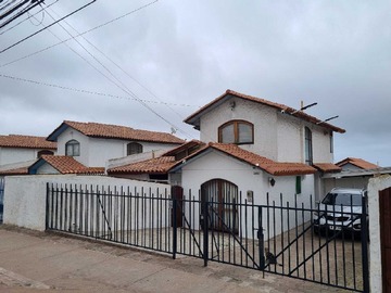 Venta / Casa / La Serena