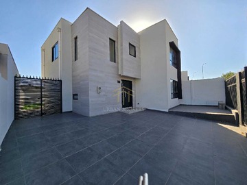 Venta / Casa / La Serena