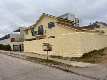 Venta / Casa / La Serena