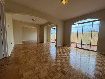 Venta / Casa / La Serena