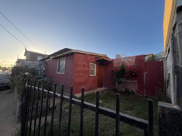 Venta / Casa / La Serena