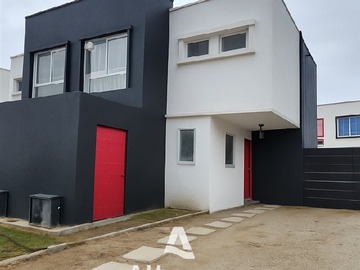Venta / Casa / La Serena