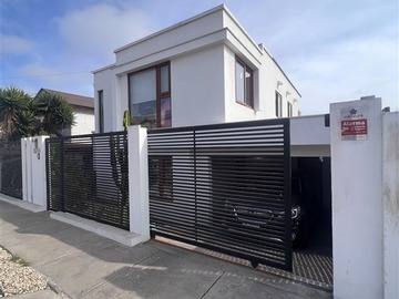 Venta / Casa / La Serena