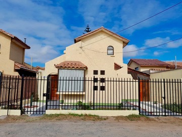 Venta / Casa / La Serena