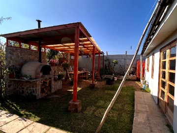 terraza con horno de barro