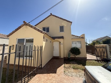 Venta / Casa / La Serena