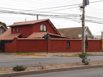 Venta / Casa / La Serena