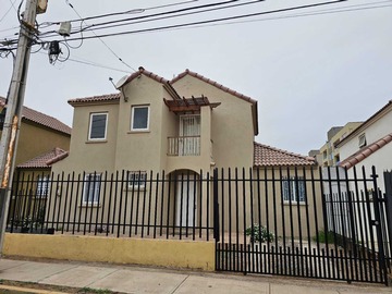 Venta / Casa / La Serena