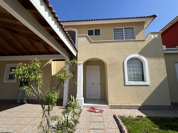 Venta / Casa / La Serena