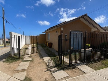 Venta / Casa / La Serena