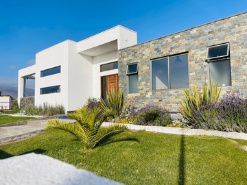 Venta / Casa / La Serena