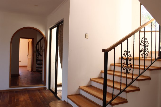 Escalera hacia 2do nivel