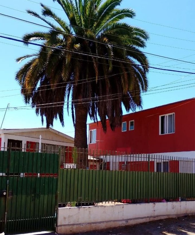 Casa y departamento lateral