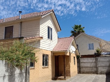 Venta / Casa / Lampa