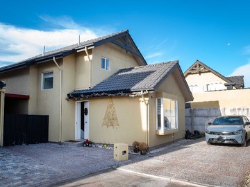 Venta / Casa / Lampa